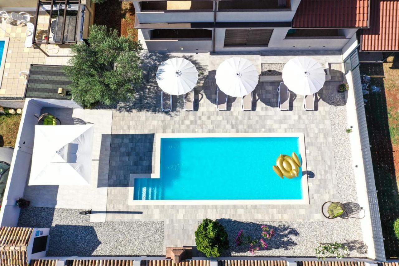 Apartment Nina With Private Pool Nova Vas  외부 사진