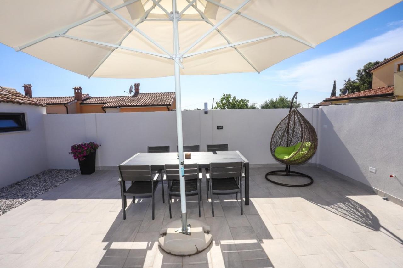 Apartment Nina With Private Pool Nova Vas  외부 사진