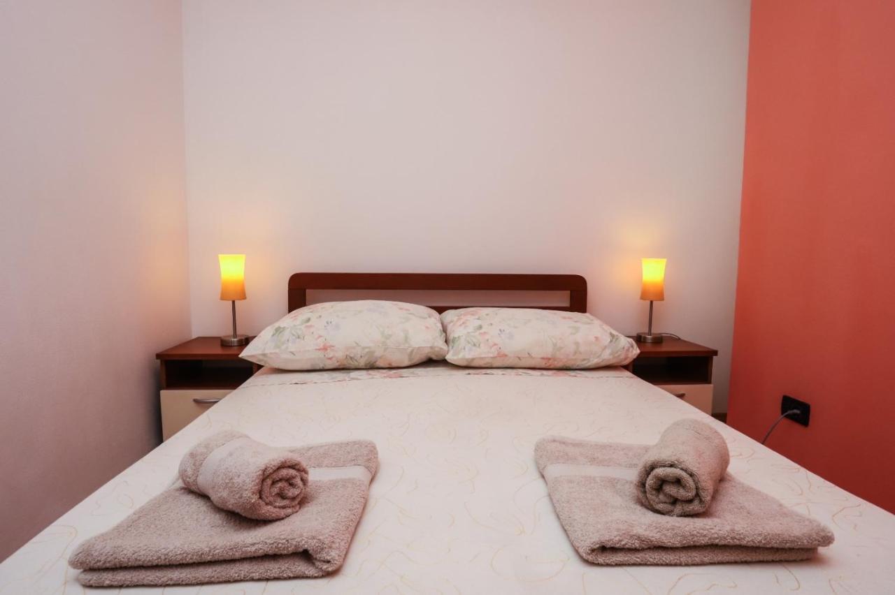 Apartment Nina With Private Pool Nova Vas  외부 사진